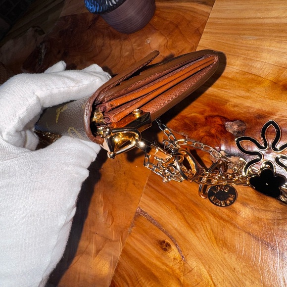 Louis Vuitton vintage Sarah wallet monogram converted - Picture 5 of 17